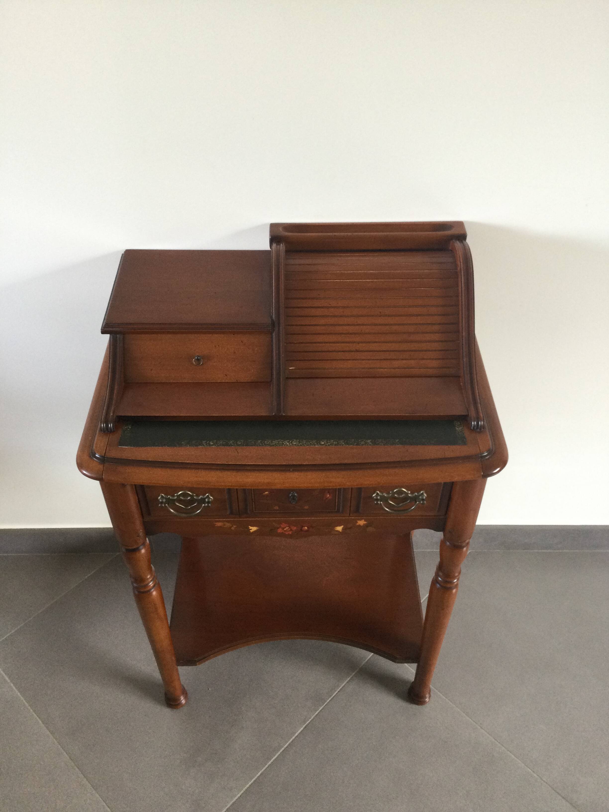 Cherry wood writing unit