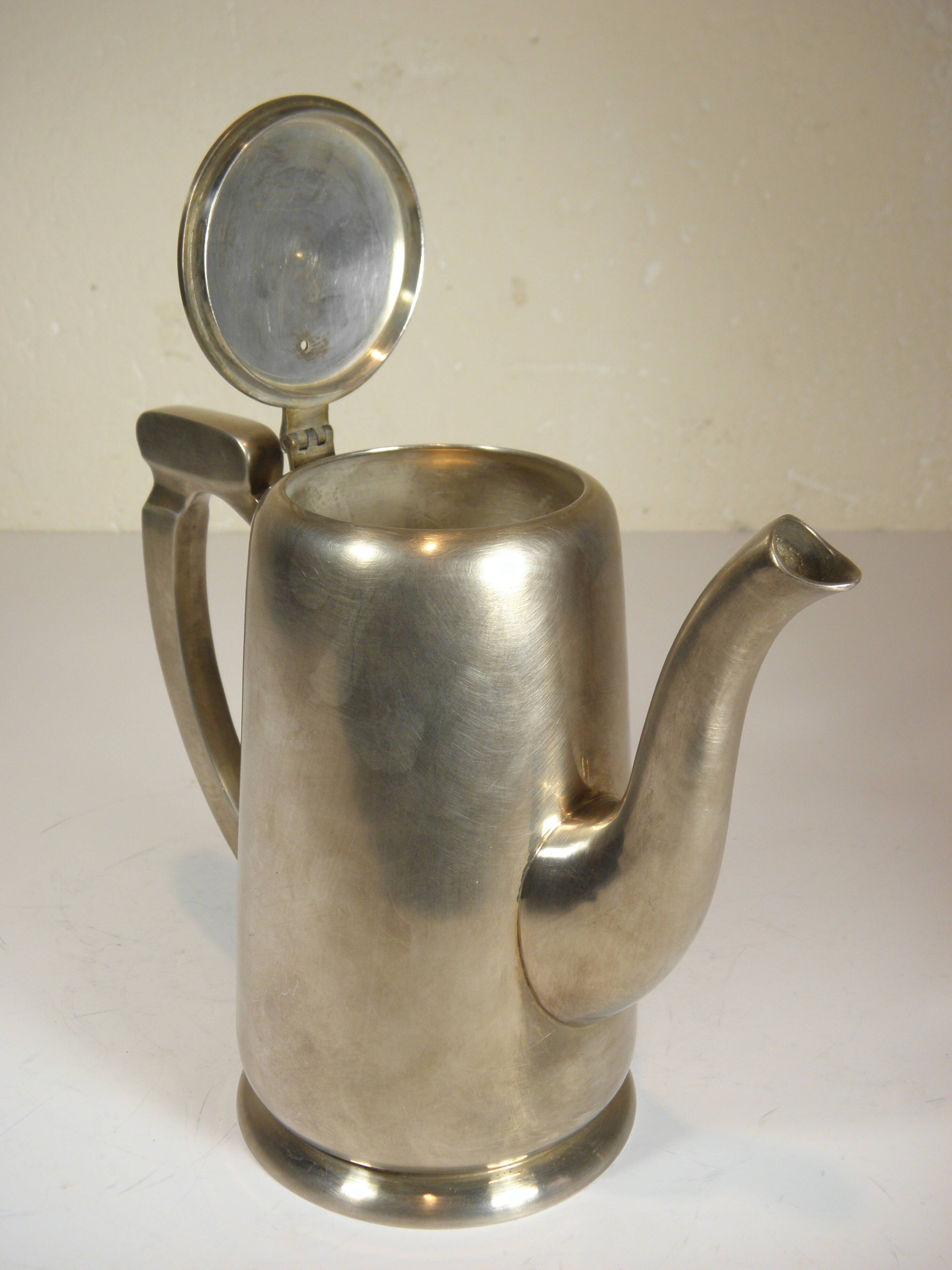 Silver-plated metal coffee pot and milk jug