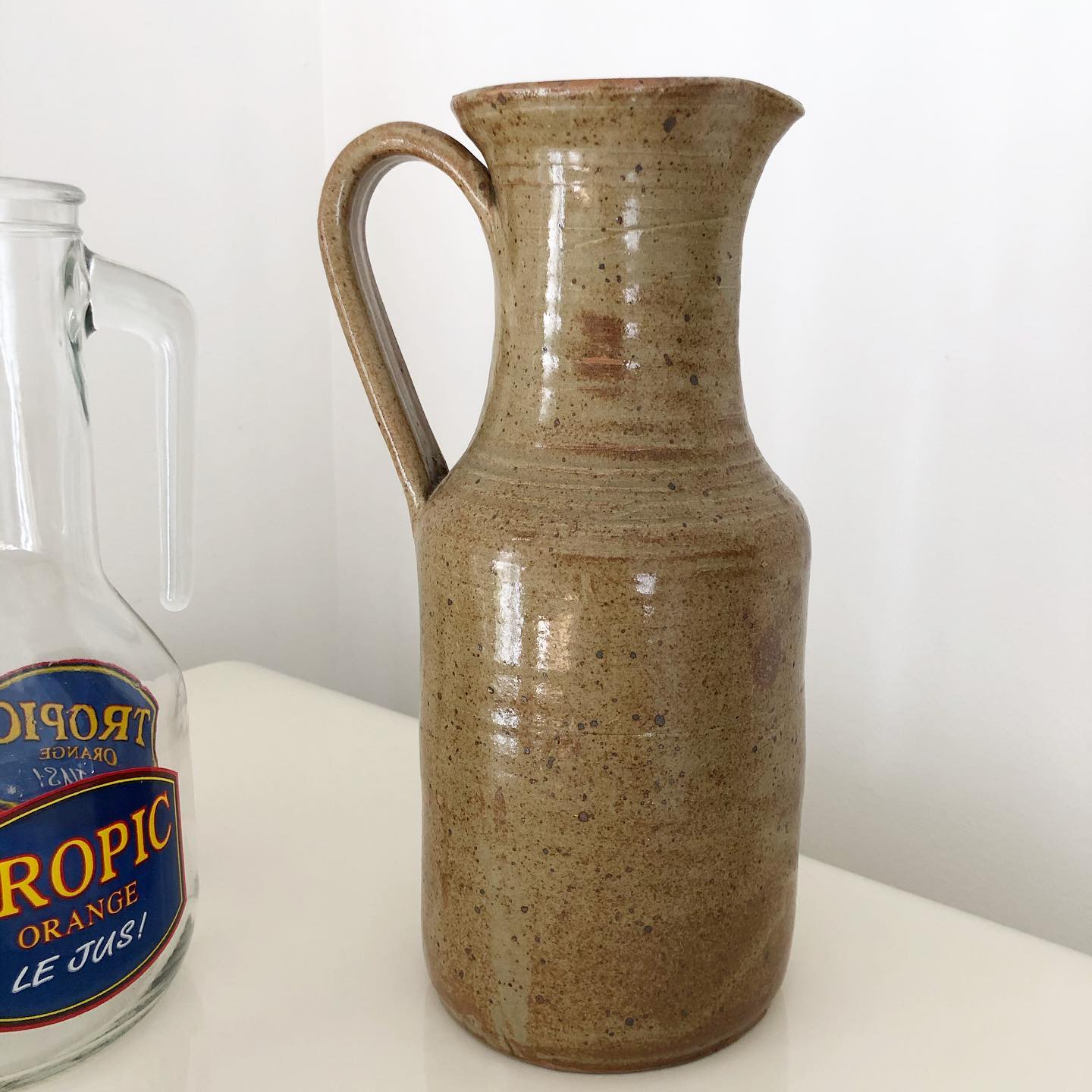 Large sandstone pitcher - carafe