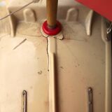 Voilier de bassin ancien en plastique, bateau ancien en plastique