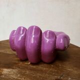 Empty pocket hand in earthenware