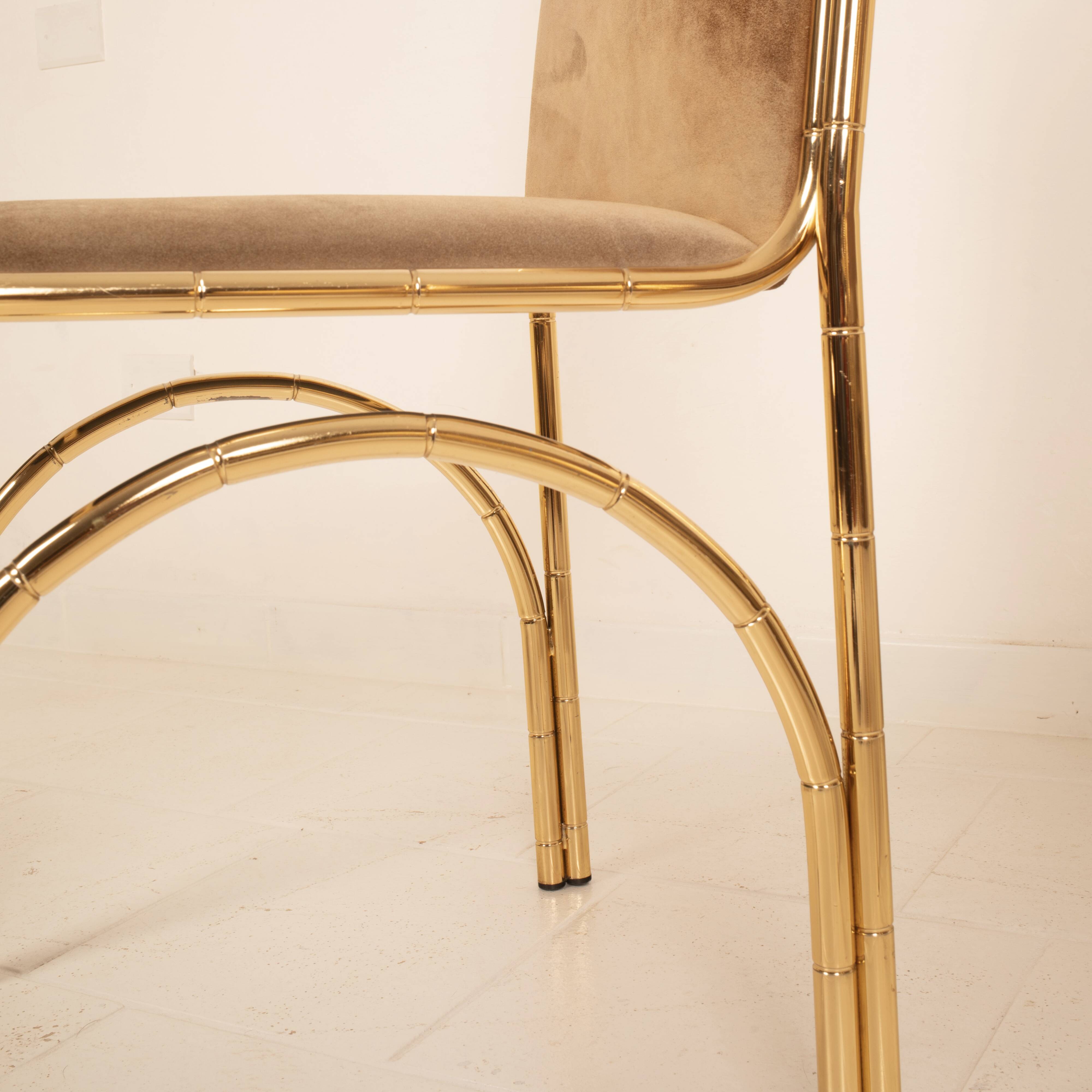 Chaises en daim et laiton 1970 Manufacture italienne