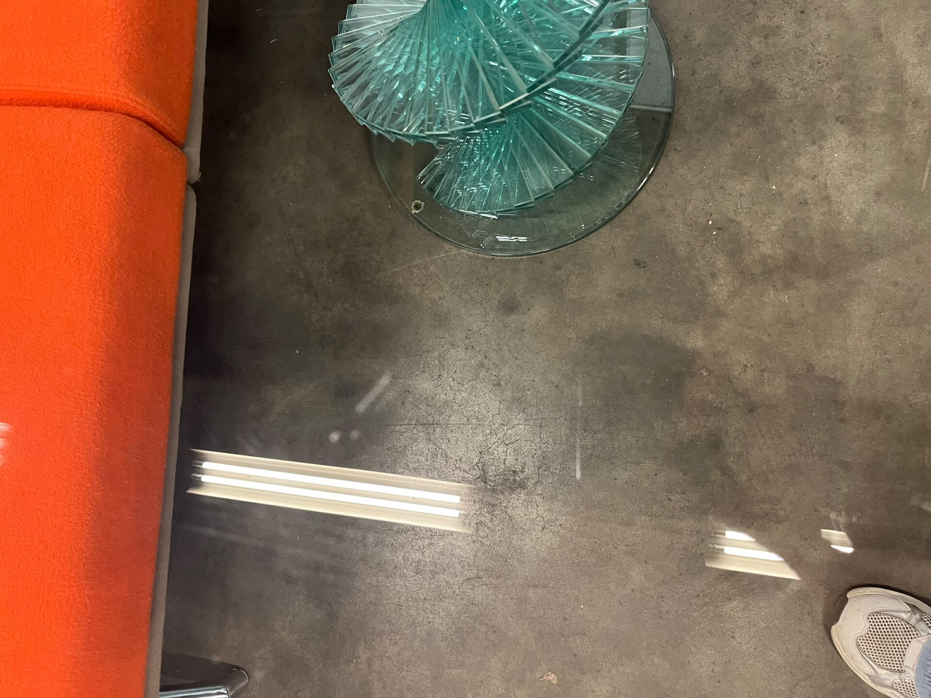 Vintage twisted glass table from the 90s.