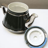 Old coffee maker sultana in green porcelain