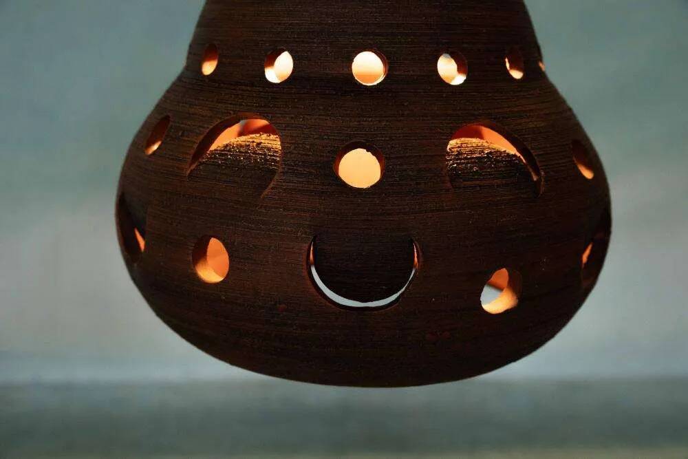 Suspended Japandi lamp in ceramic from the 60s/70s, vintage boho lamp.