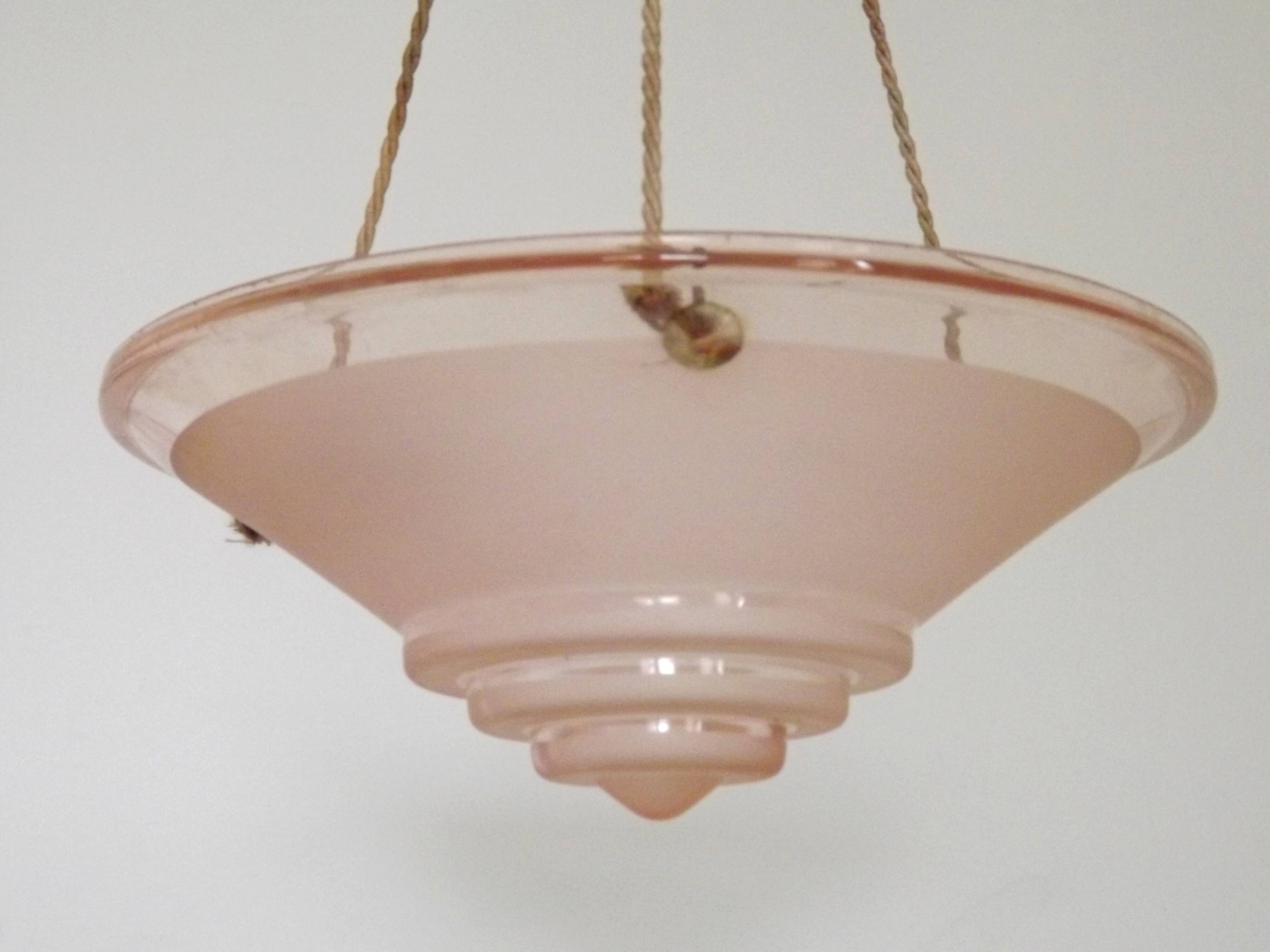 Vintage pink glass lamp with 3 cord hangers and pink ceiling 5001.