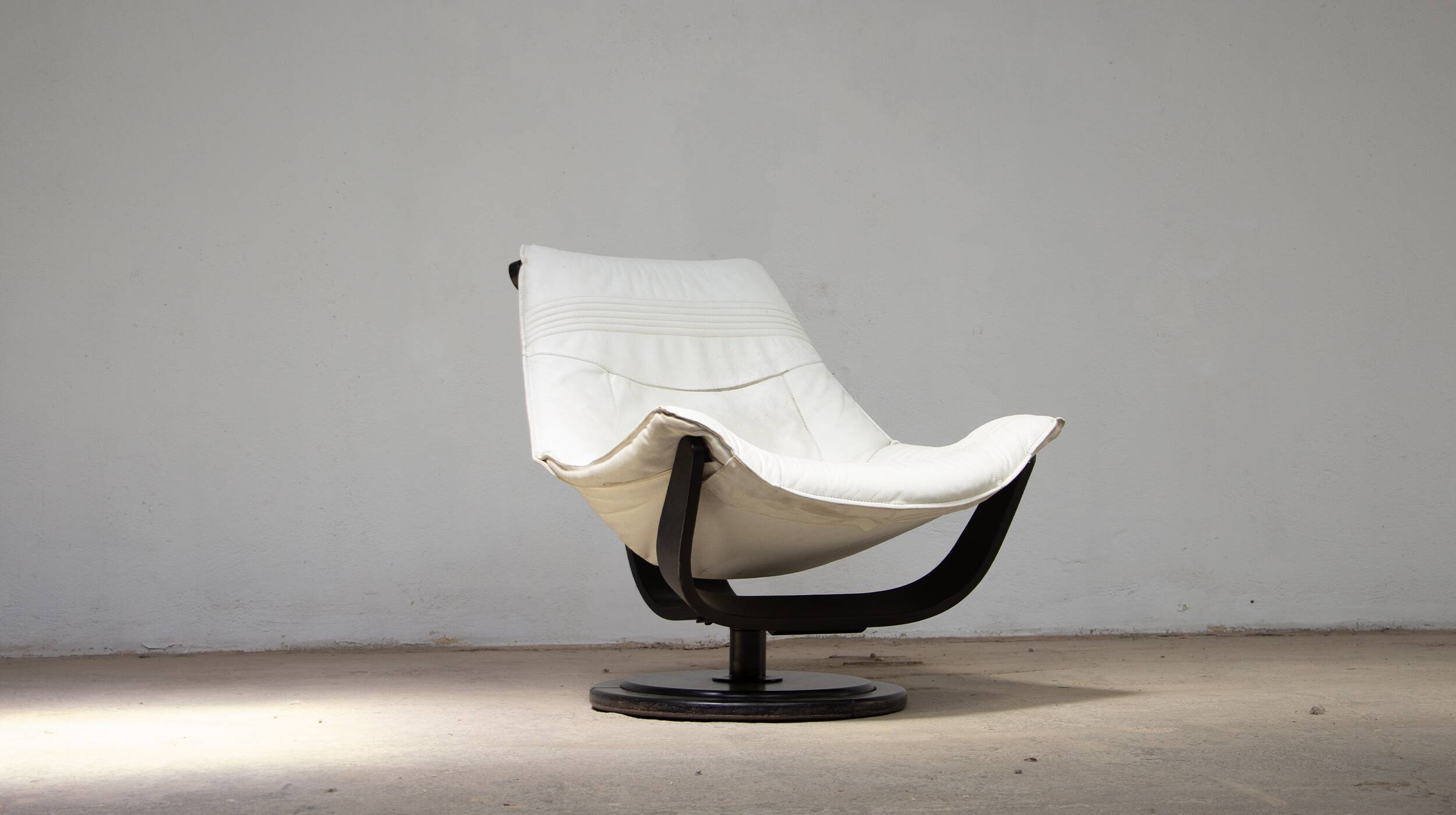 Lounge chair Flight High by Okamura and Marquardsen Nelo edition