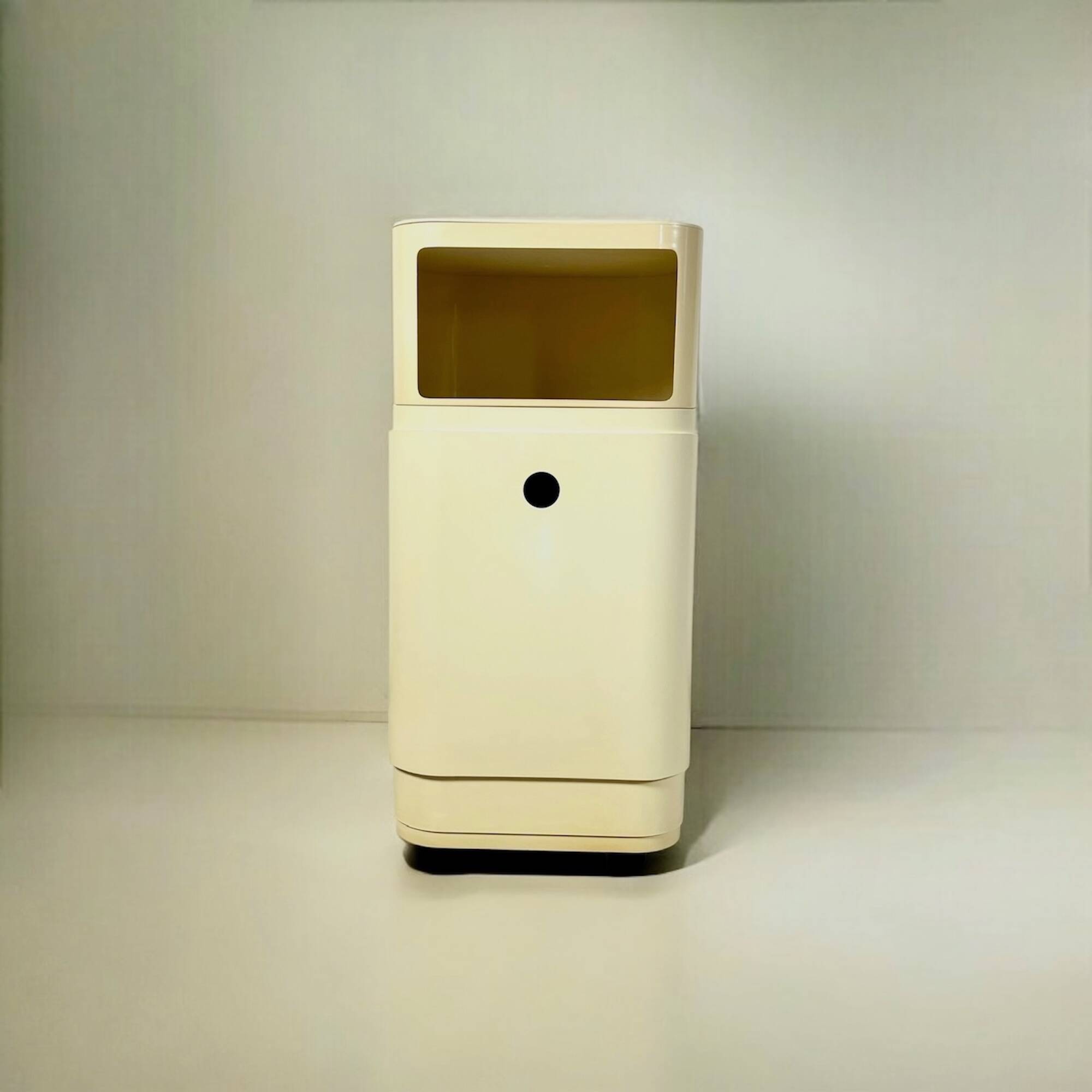 Kartell Componibili Vintage Set: Laundry Bin and Storage Container by Anna Castelli, 1960s