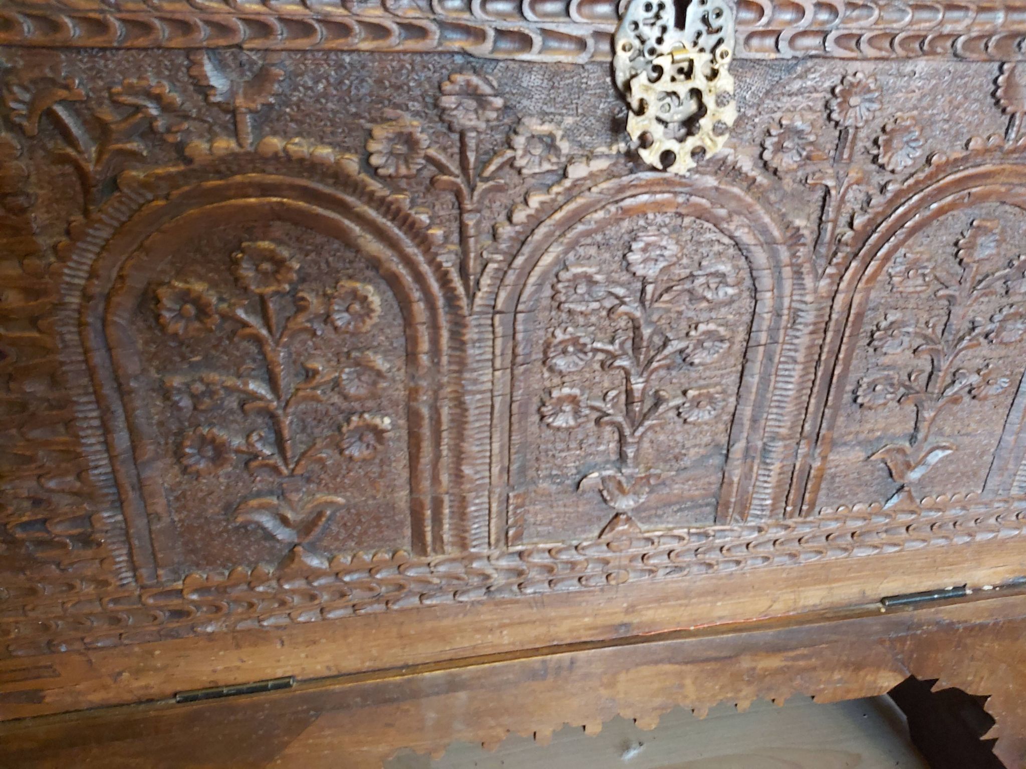 Buffet in Cedar from Lebanon and Aleppo pine from the 1950s
