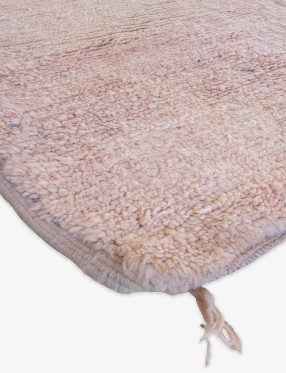 Vintage Berber rug from the Beni M'Guild tribe - 290 x 138 cm