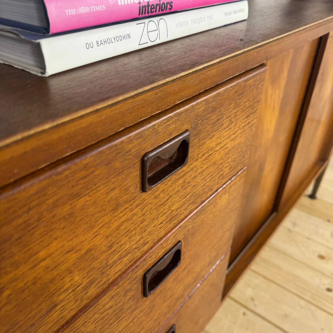 Danish teak sideboard – Mid-century credenza from the 1960s