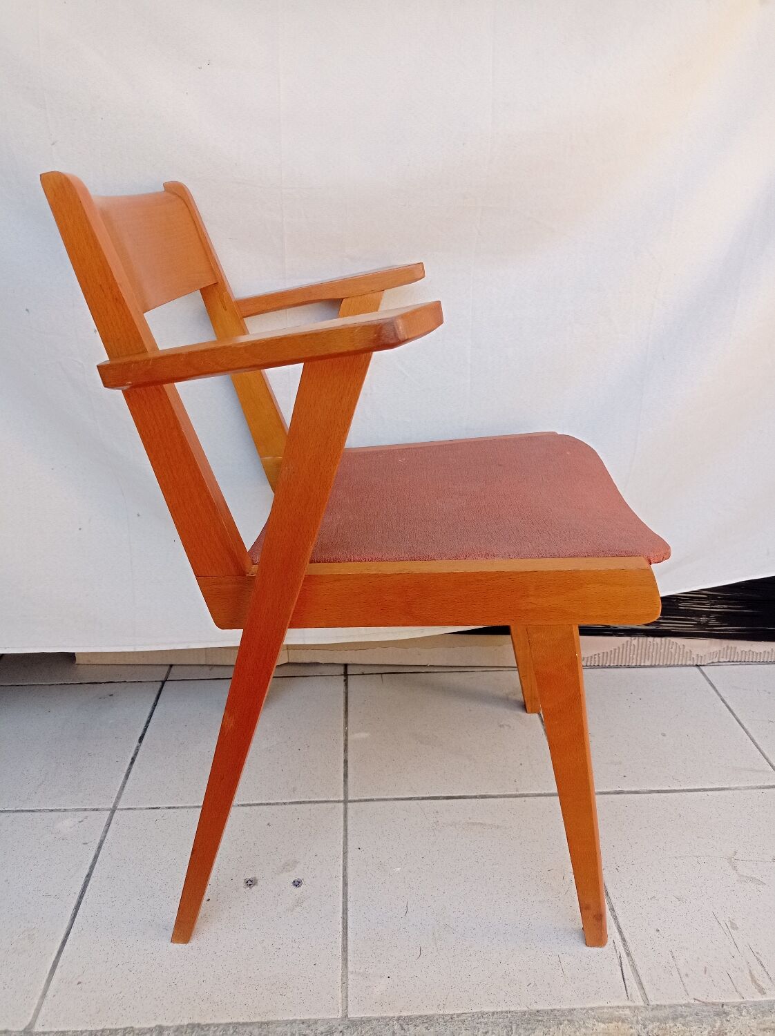 Scandinavian bridge chair