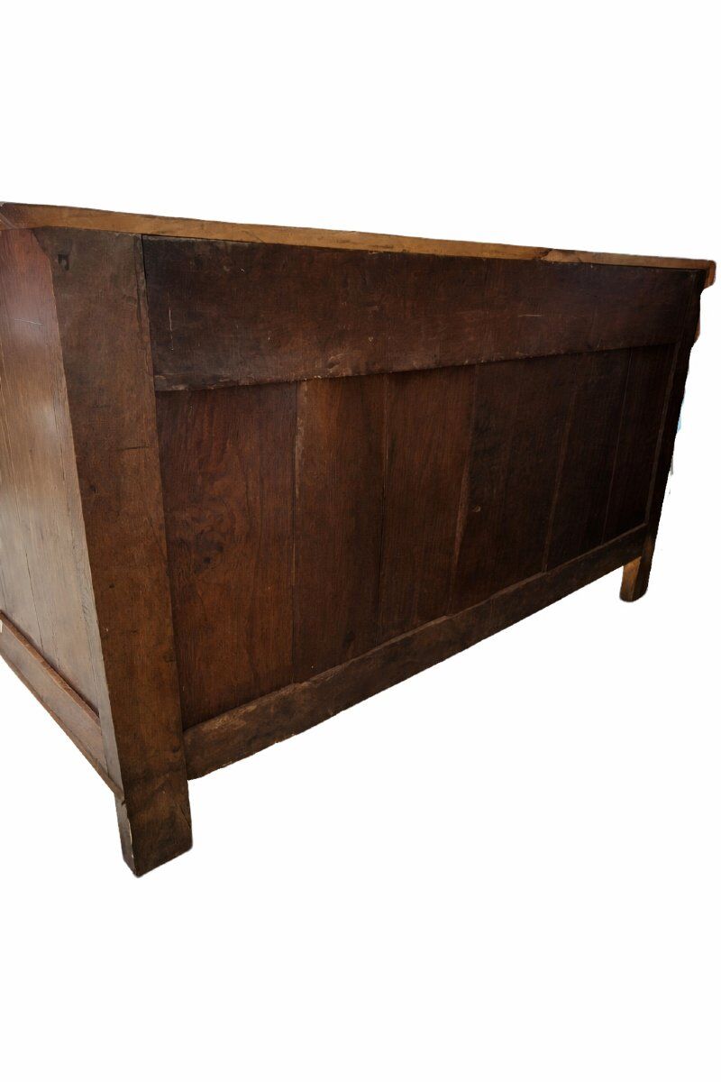 Burgundian buffet from the Louis Philippe era in walnut.