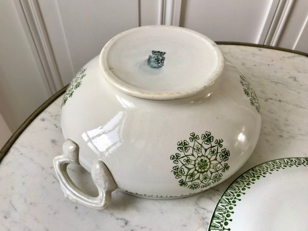 Terre de Fer St Amand tureen early twentieth century