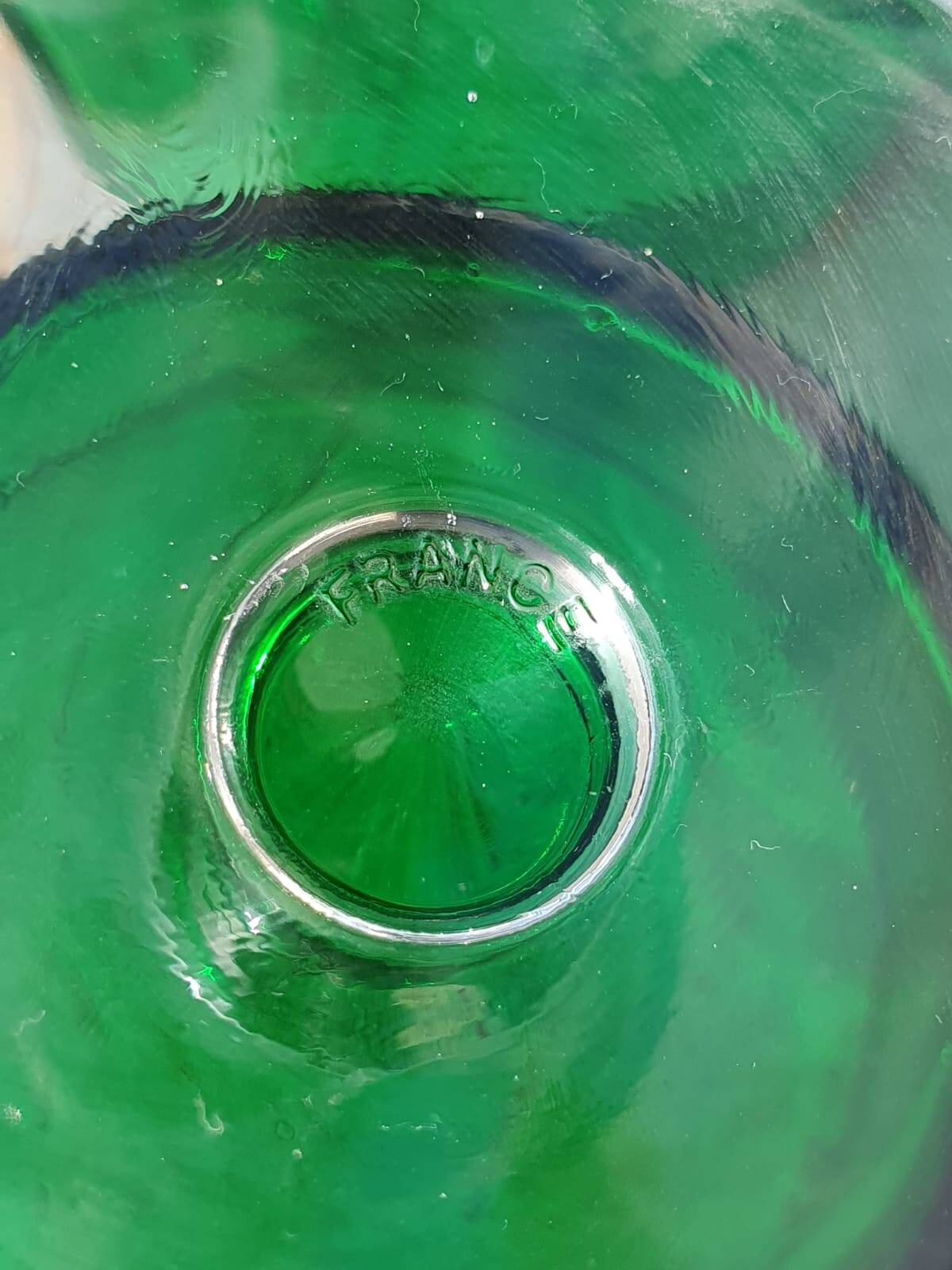Luminarc green champagne glasses