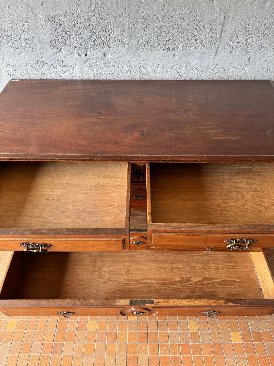 Commode Louis XV en acajou