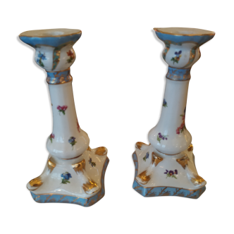 2 porcelain candlesticks