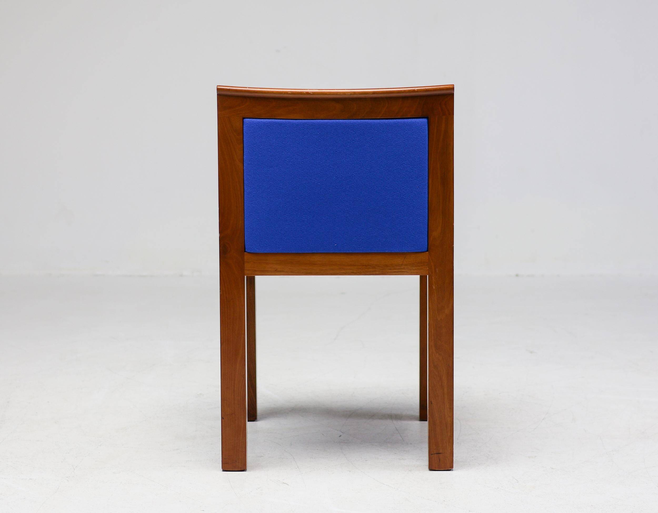 Post-modern auxiliary chair Aldo Rossi & Luca Meda "Teatro", Molteni, Italy 1985