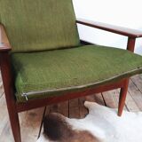 Pair of scandinavian chairs