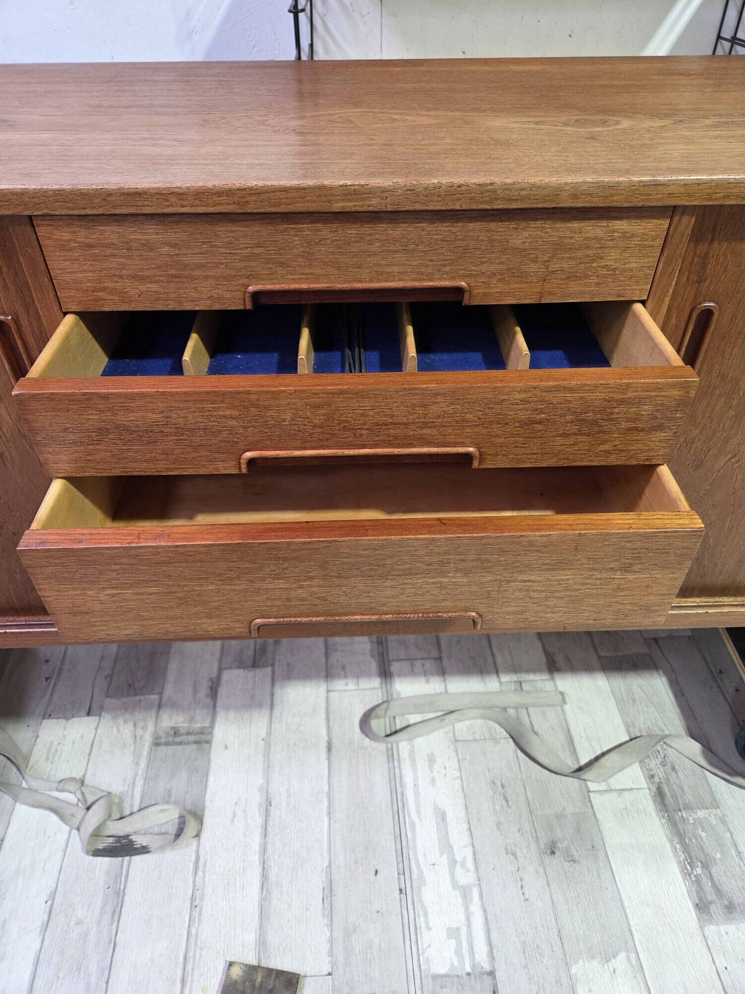 Scandinavian enfilade in teak by Nils Jonsson for Troeds, circa 1960.