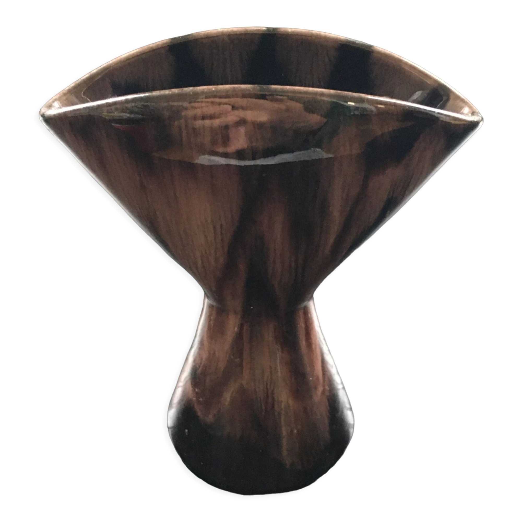 Flame-patterned fan vase