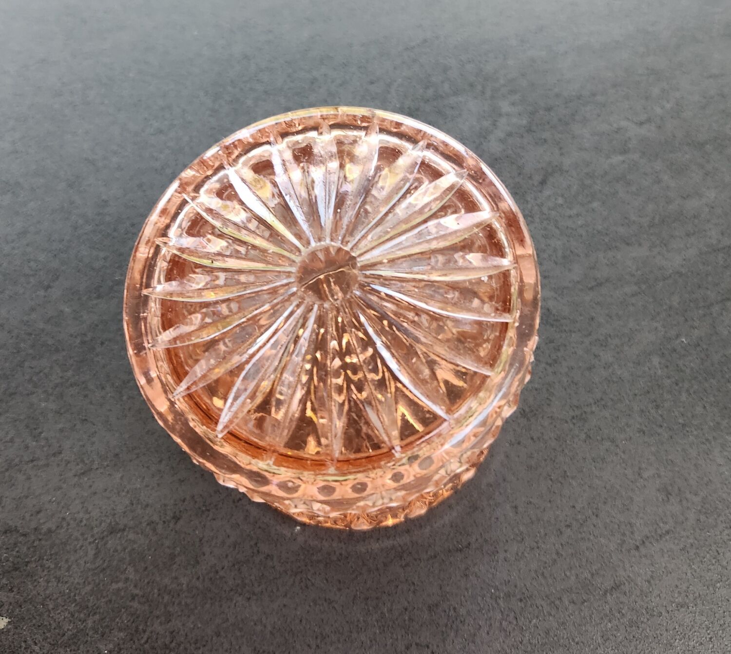 Glass box: Bayel: vintage