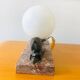 Lampe Art déco globe en opaline blanche et chien de chasse