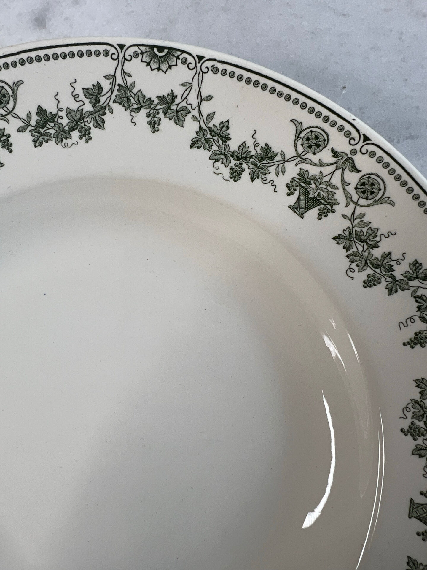 Assiette creuse Badonviller collection Champagne