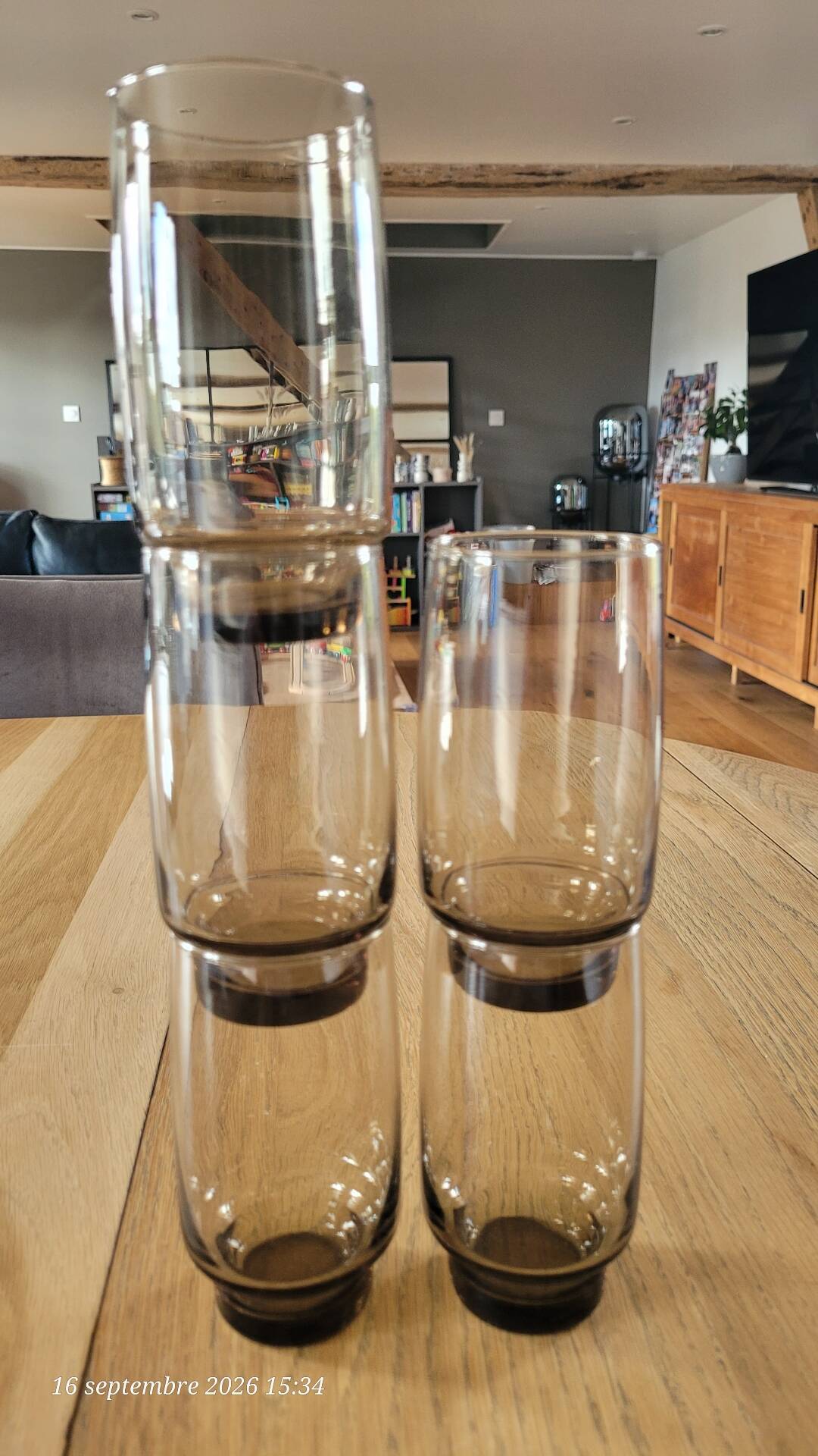 5 verres à eau  vintage en verre fumé