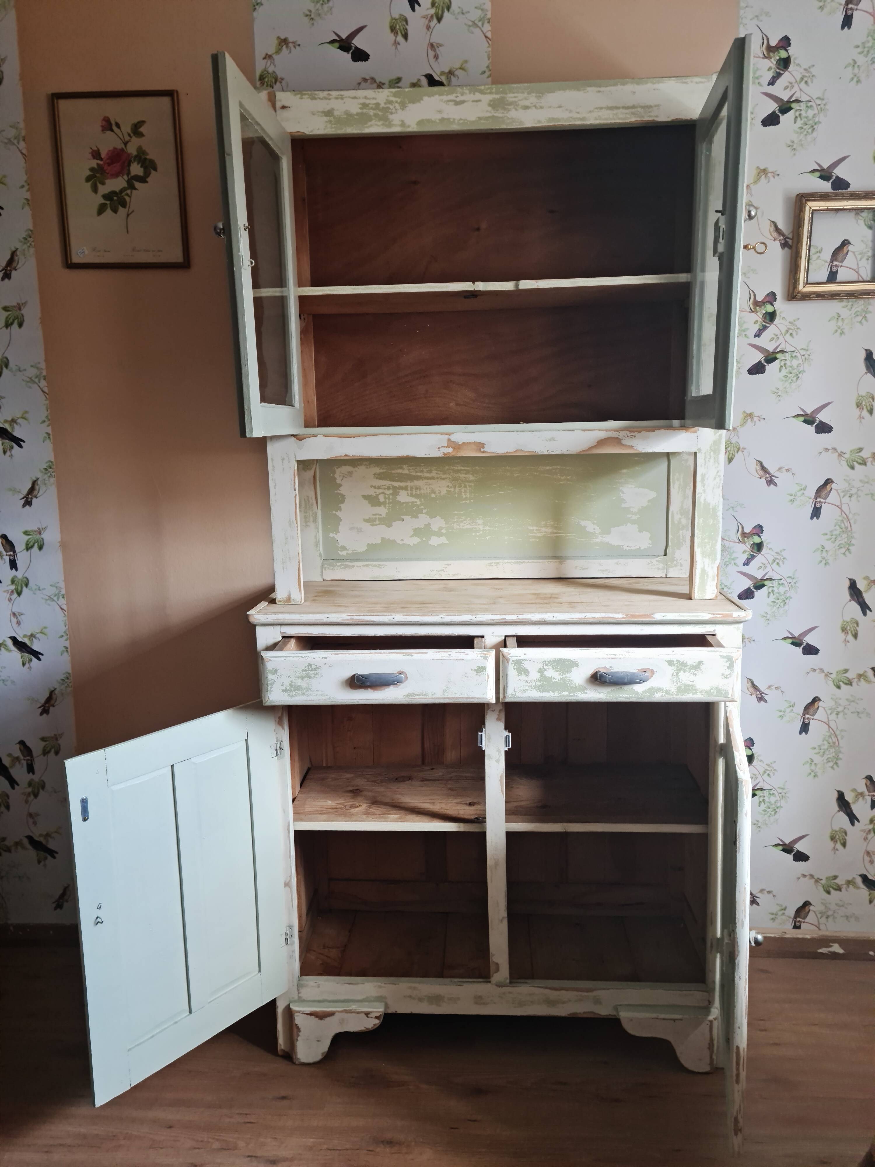 Vintage retro buffet 2 bodies