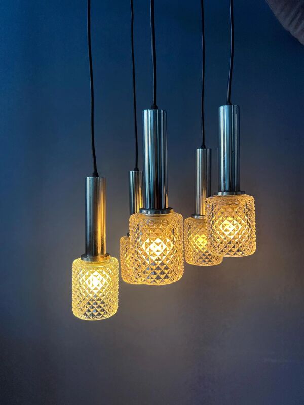 Lampe suspendue en cascade de verre cristal du milieu du siècle