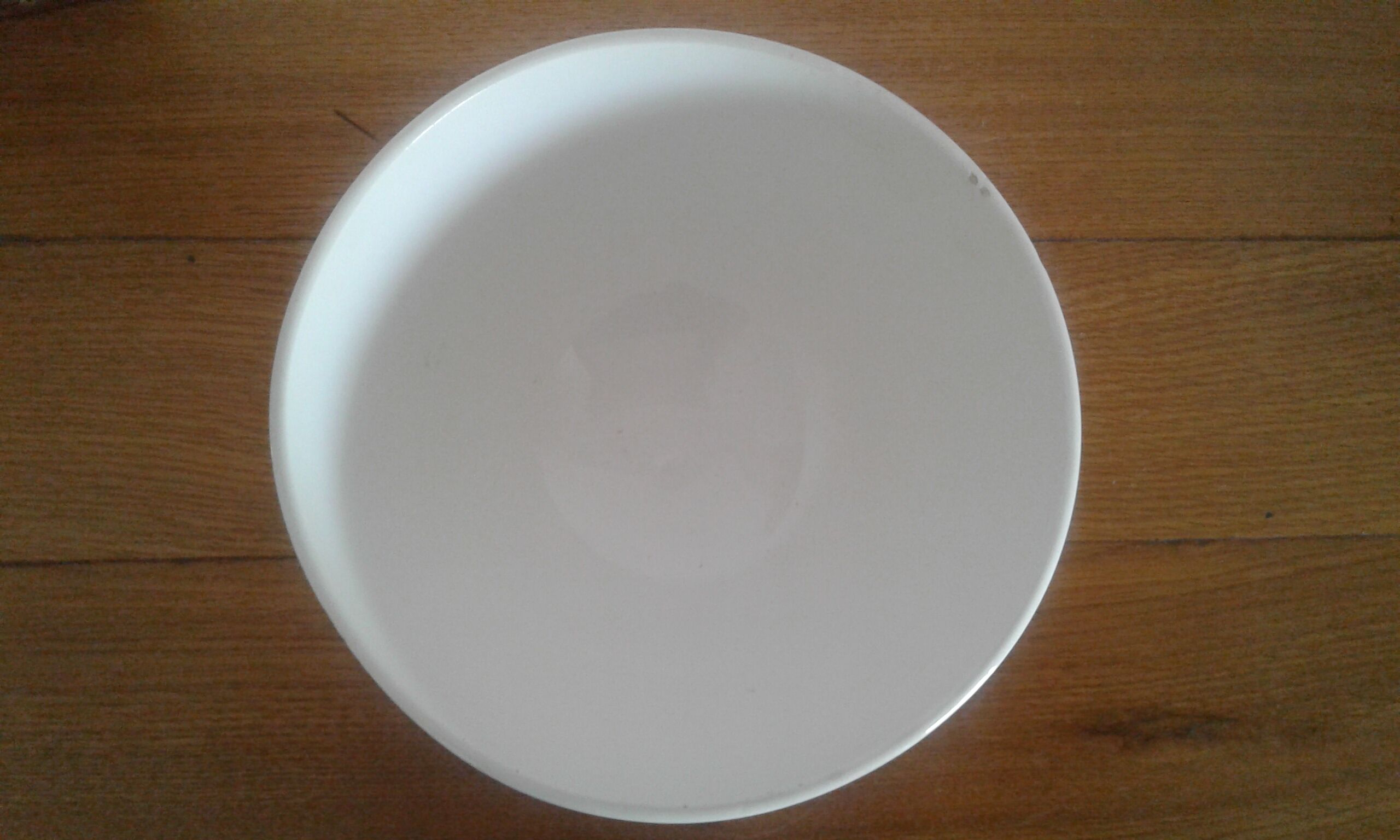 Old bowl, floral decorations
