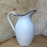 Enamelled sheet metal broc