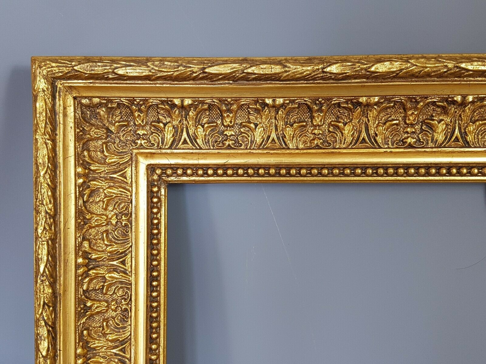 Old frame around 1850 wood - stucco, beaded interior edges, 52x48 hardwood 38x32 cm SB