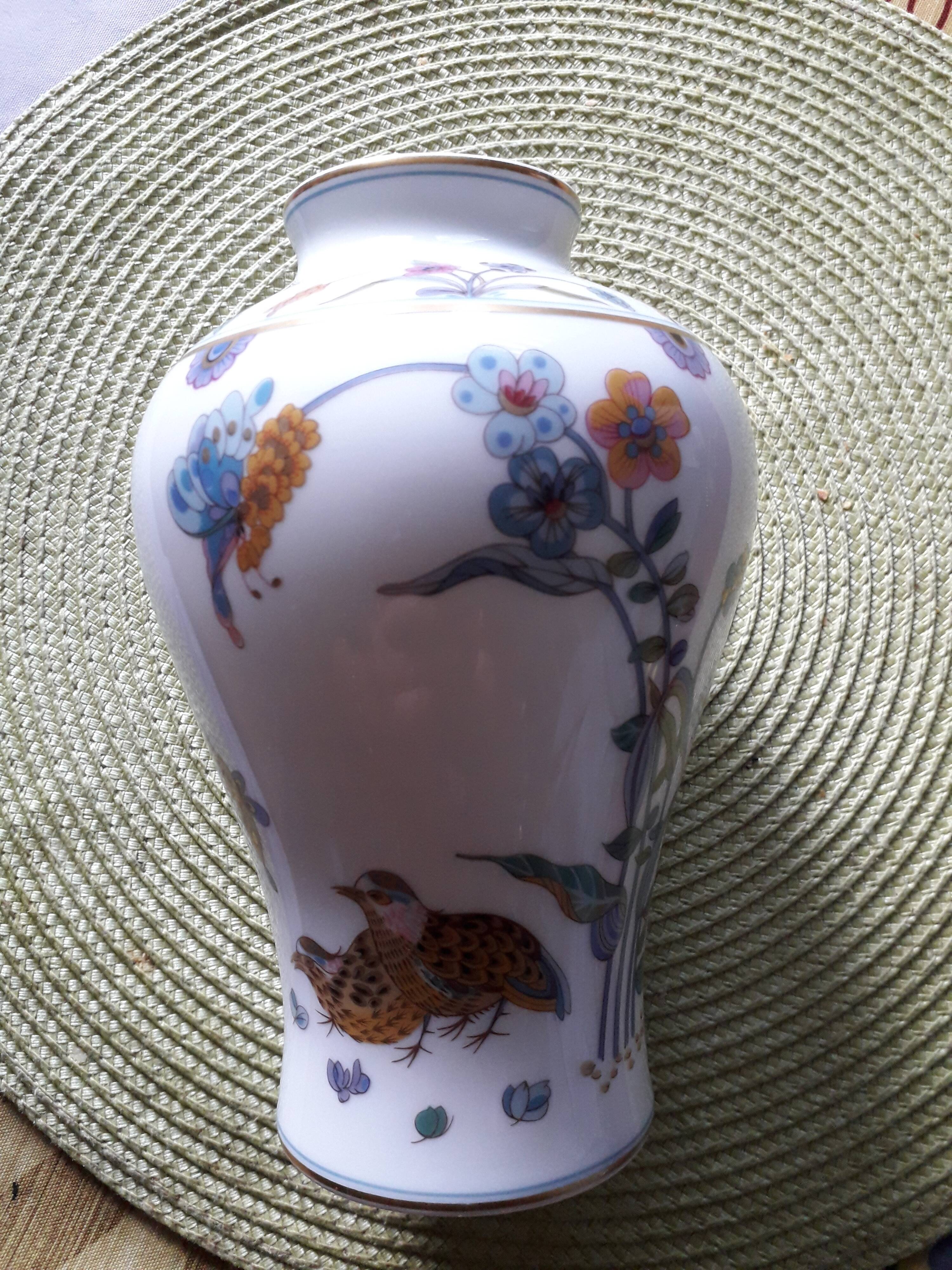 Splendid Haviland porcelain vase