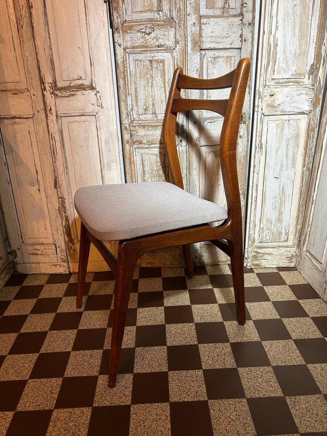 6 chaises scandinaves vintage 1960-70