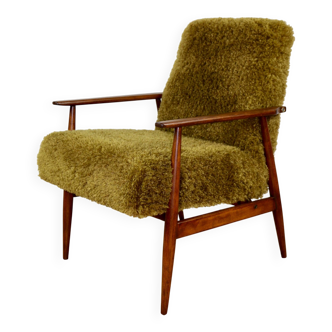 Armchair 'Lis', 1970s brown vintage khaki / olive long hair Rudy boucle design Henryk Lis - 2 pieces available