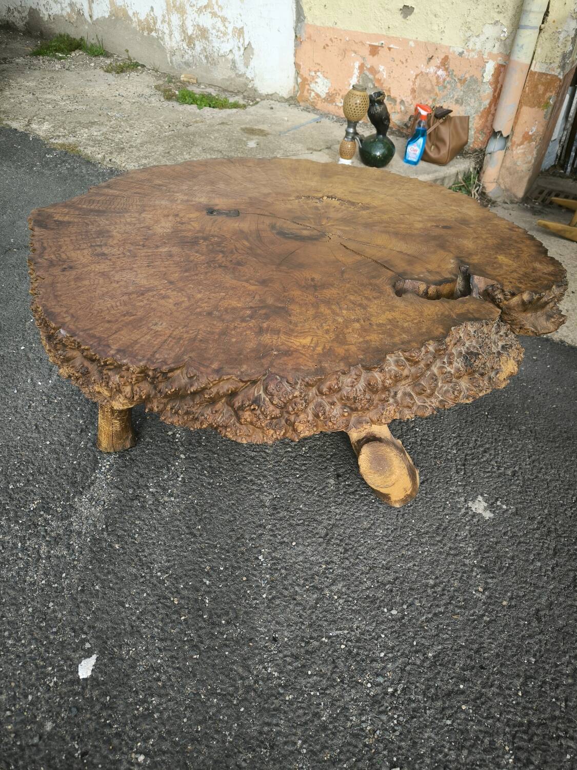Brutalist coffee table in solid elm burl 108 cm diameter