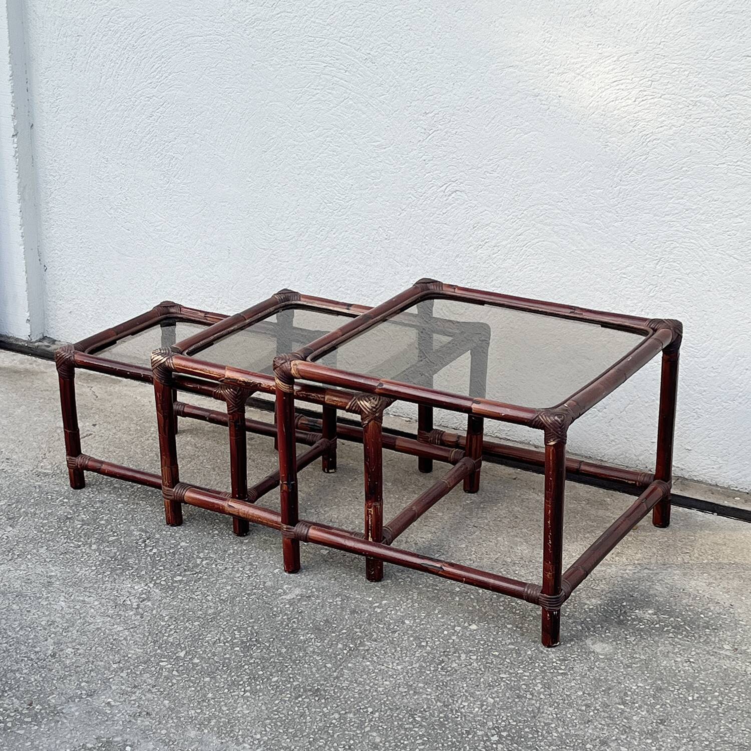 Suite of 3 bamboo nesting tables