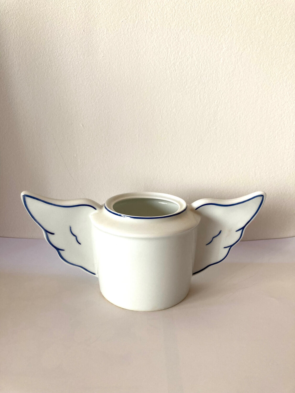 Winged vase