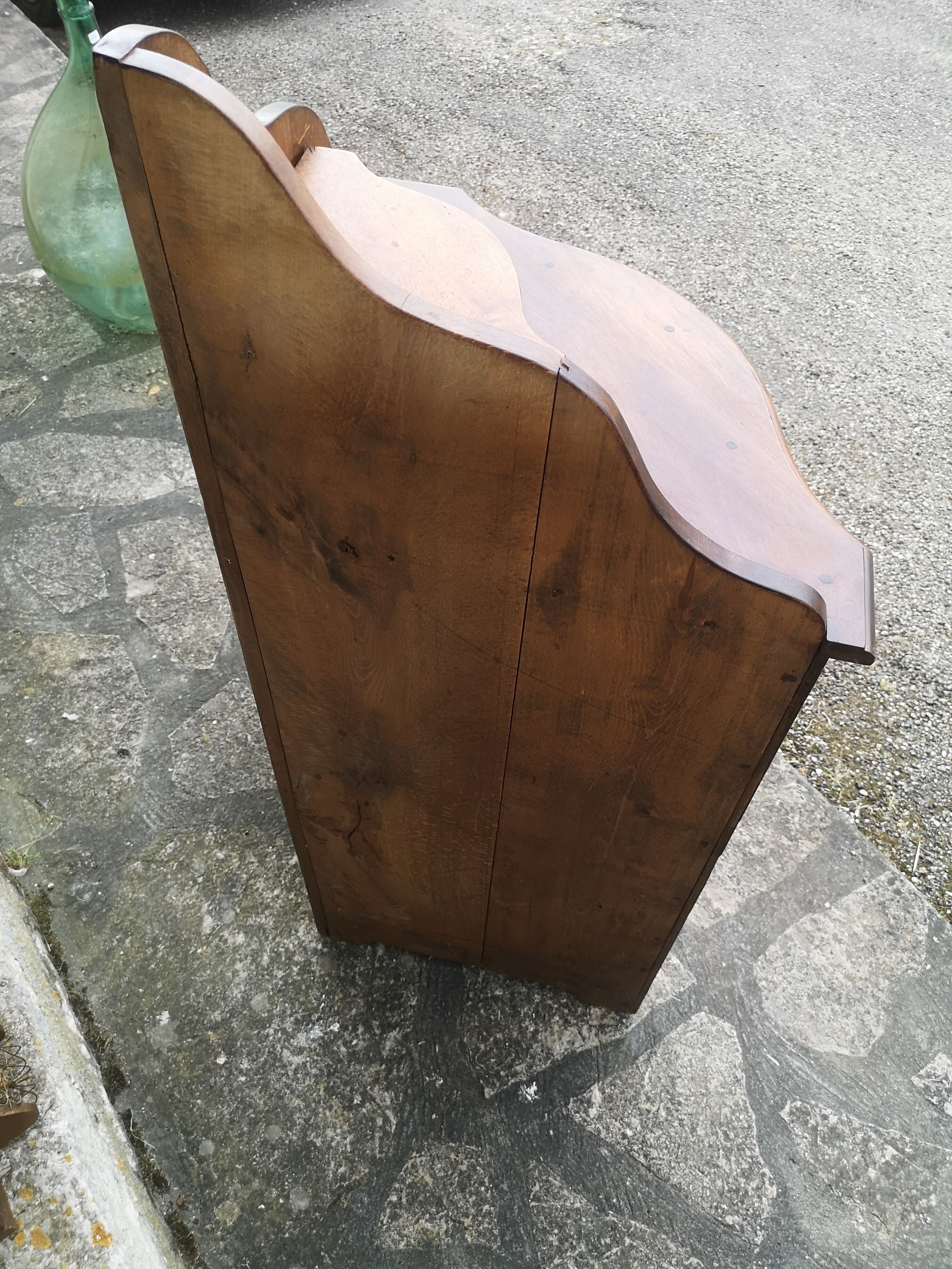 Wood notch