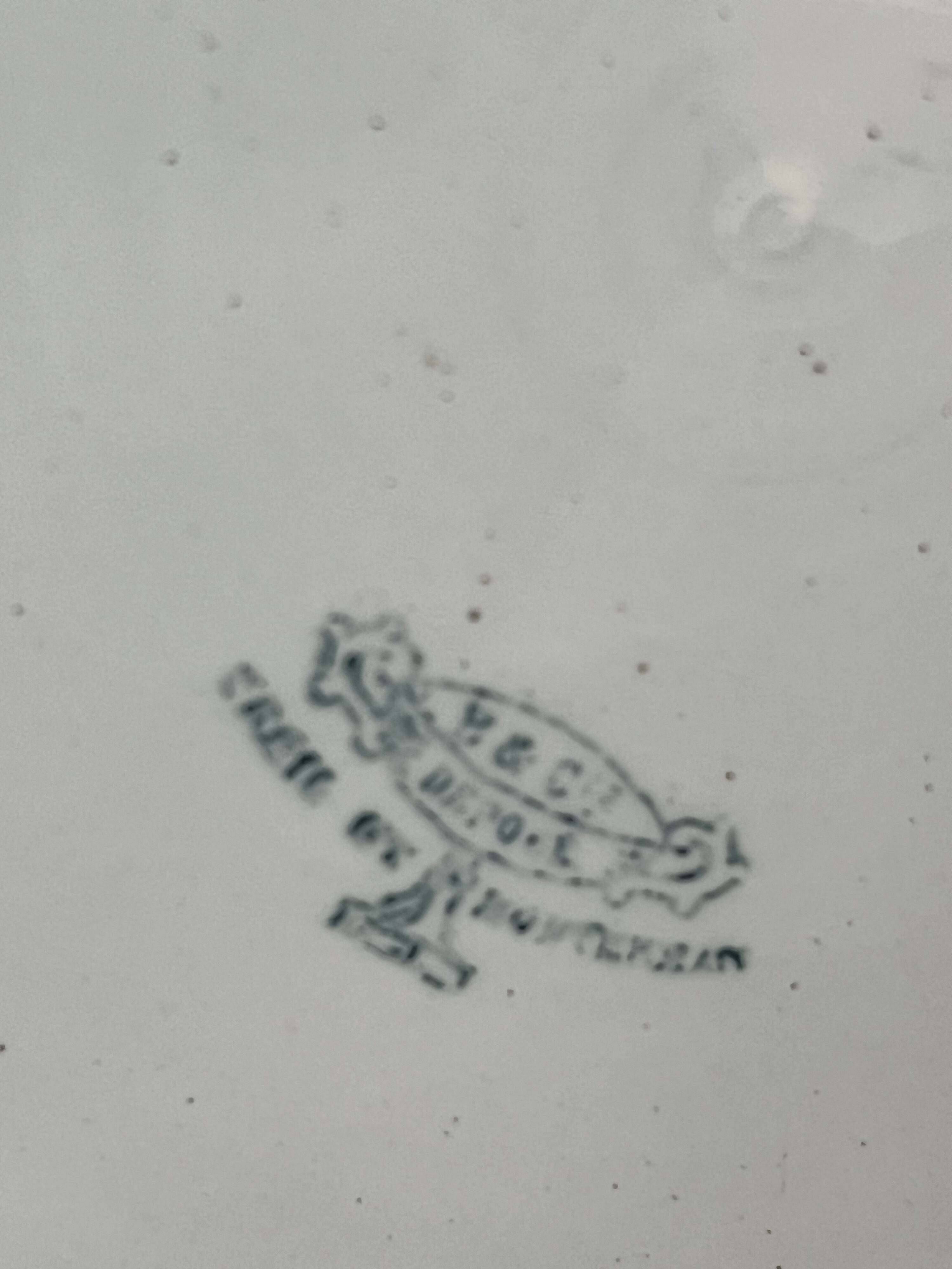 Cylindrical white earthenware pot - Creil and Montereau