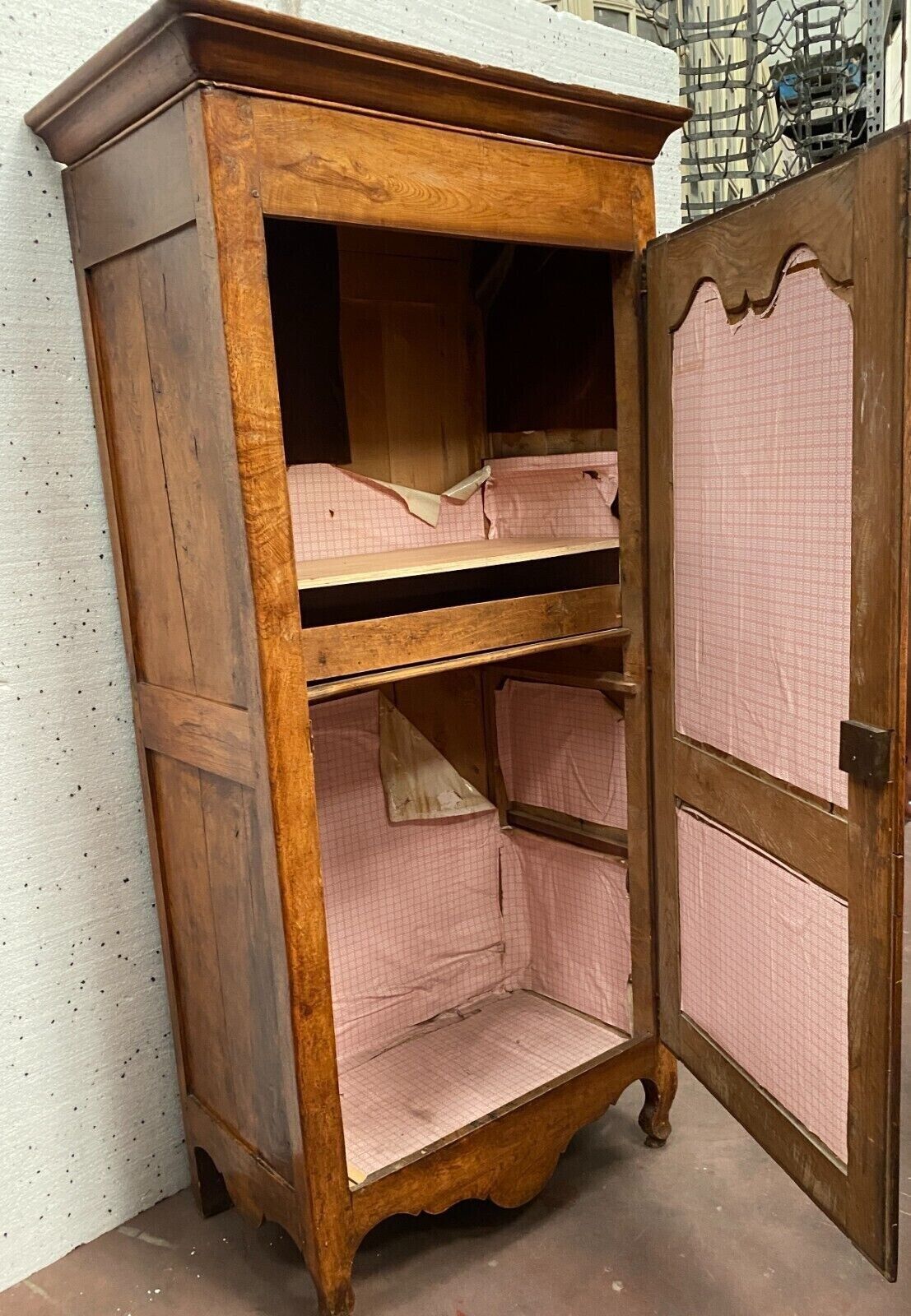Louis XV style cherrywood bonnet maker, 19th century