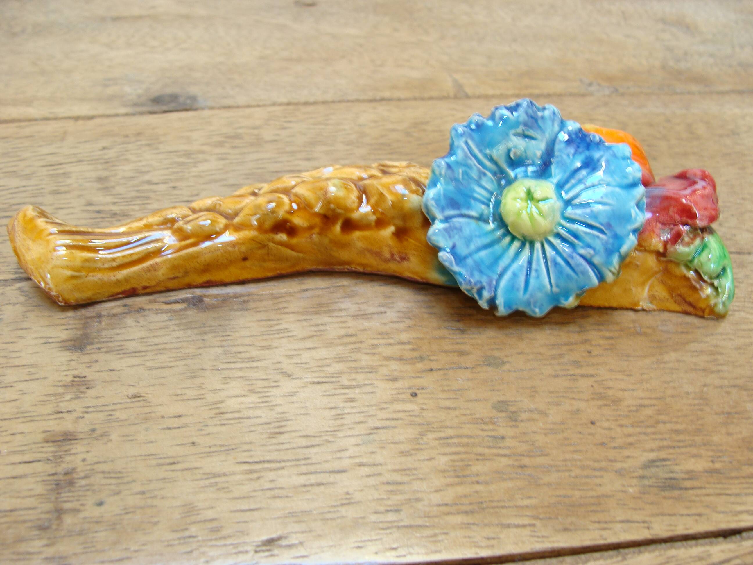 Vintage slip knife holder