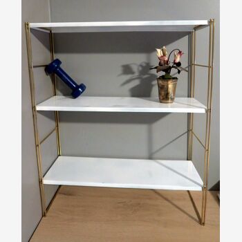 Metal string shelf