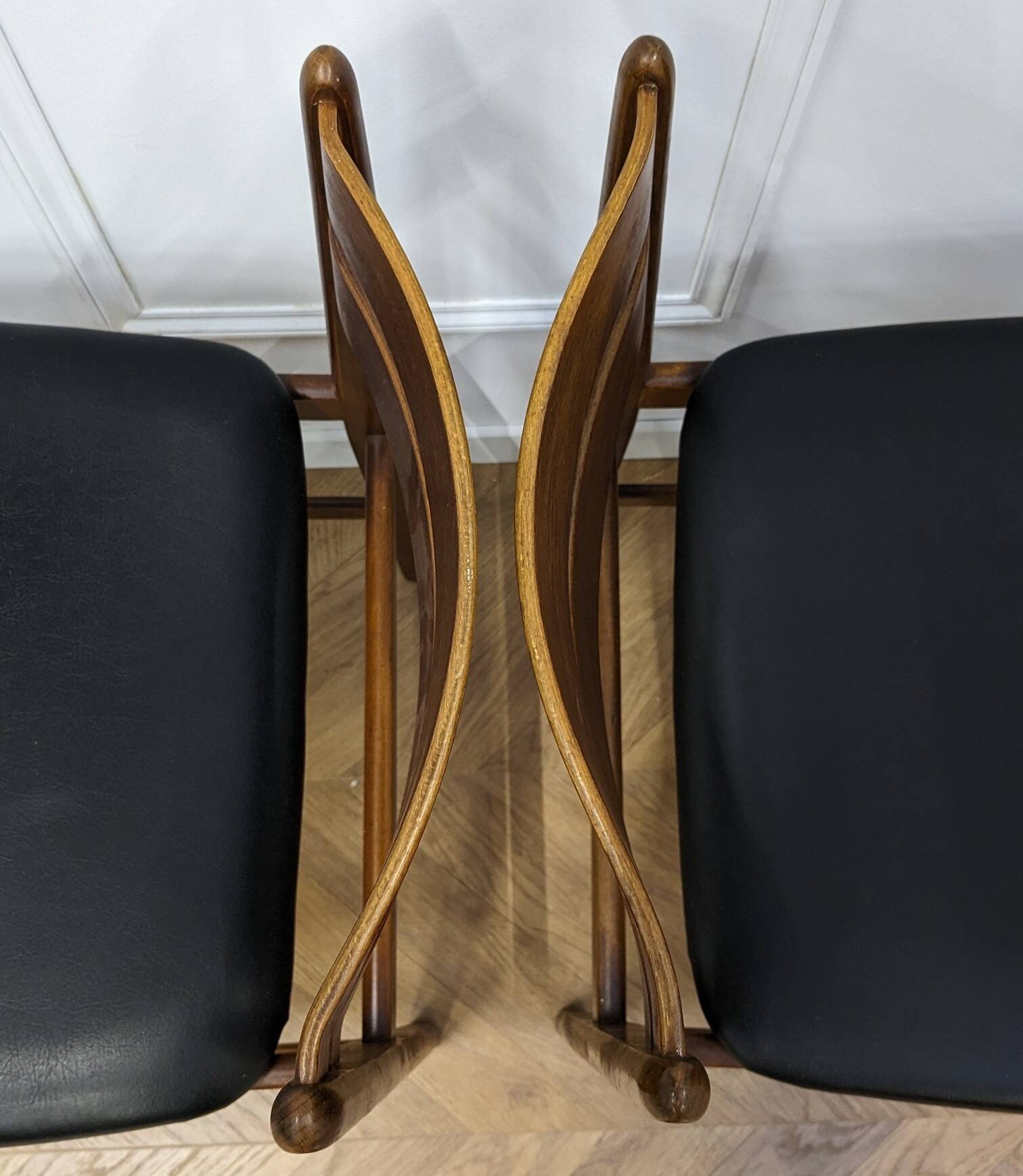 Set of 2 minimalist black chairs