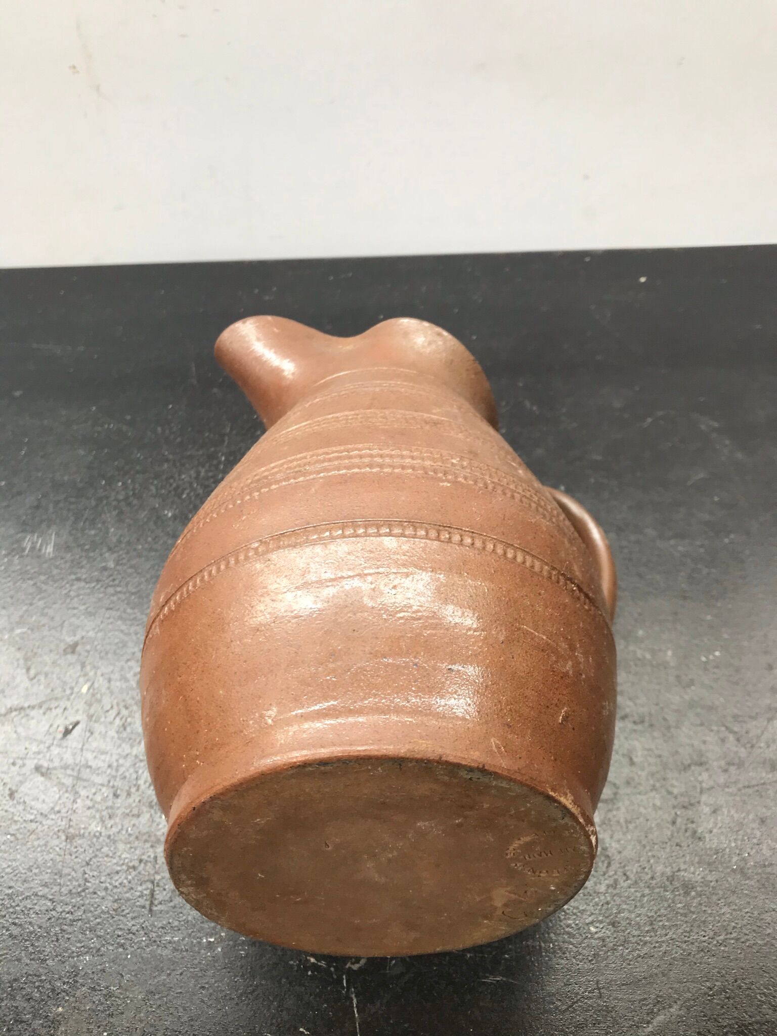 Former PITCHER BONNY Brown Sandstone Light Ciselé 70s FRANCE Vintage