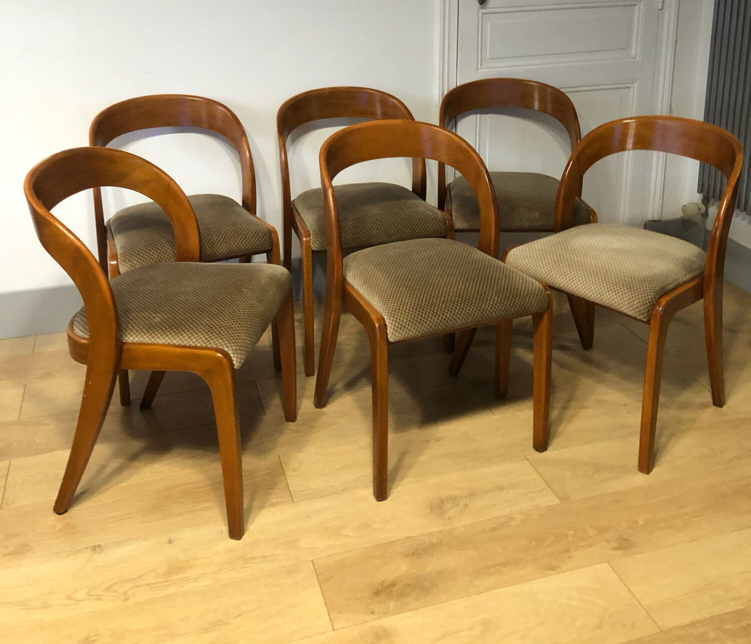 Series 6 vintage chairs baumann modem 14 sled