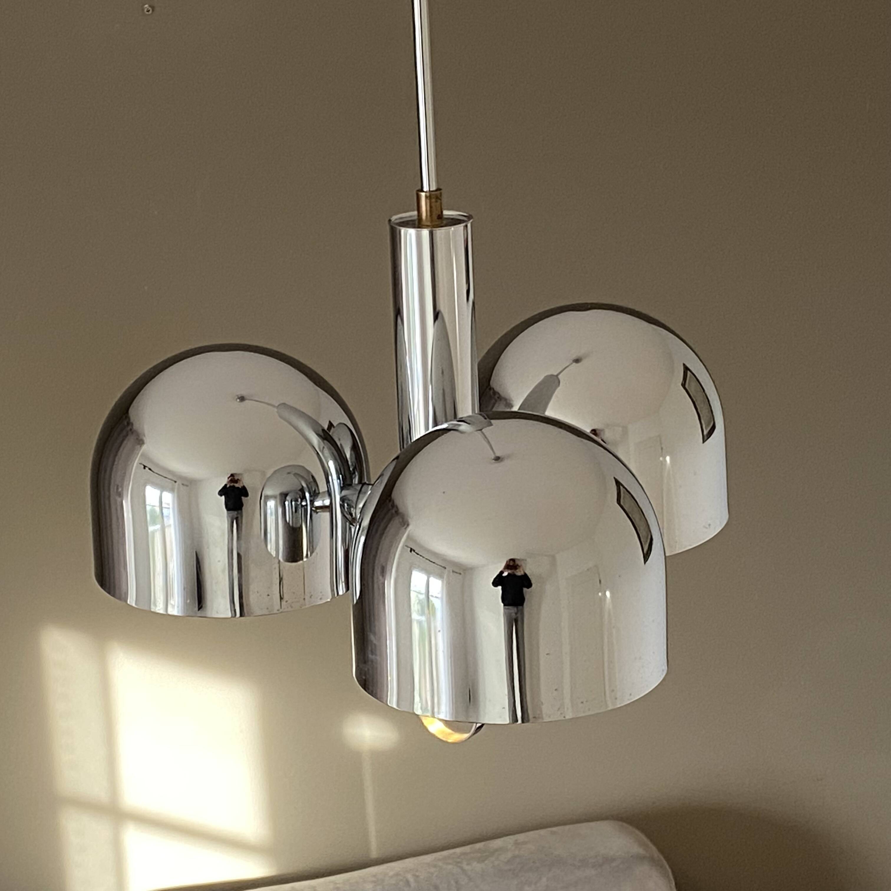 Hillebrand Sputnik chandelier. 1970. Space Age.