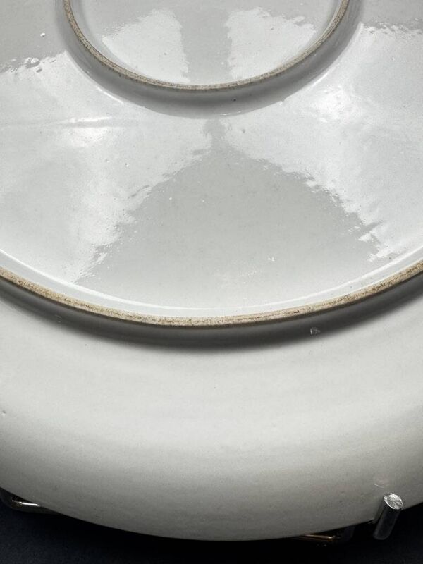 Plat décoratif en porcelaine de Limoges, décor peint à la main – fin XIXe